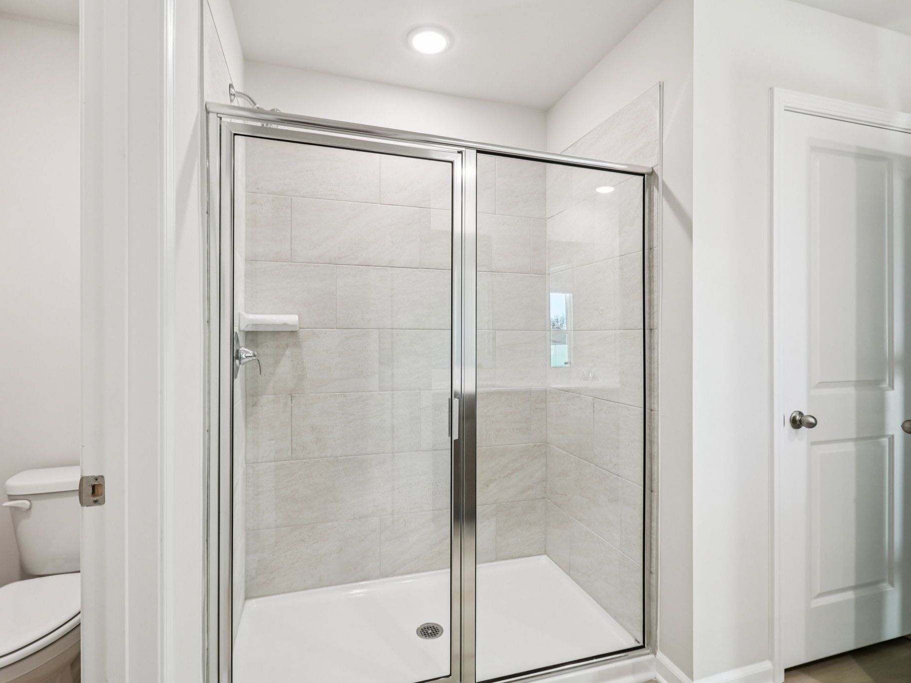 Primary bathroom in the Lennon floorplan at a Meritage Homes community in Garner, NC.
