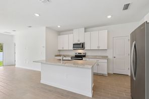 9741 Amber Village Rd (Yellowstone)