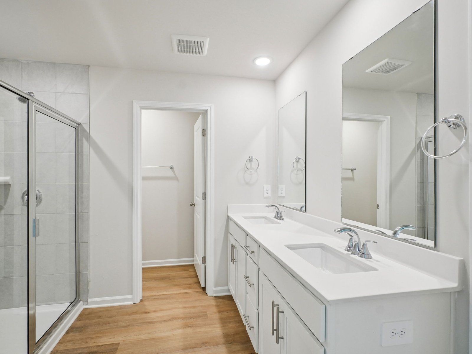 Primary bathroom in the Paisley floorplan at a Meritage Homes community in Garner, NC.