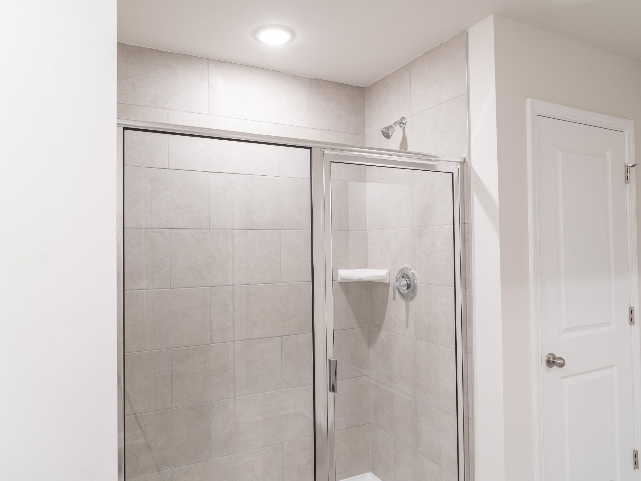 Primary bathroom in the Roswell floorplan at a Meritage Homes community in Garner, NC.