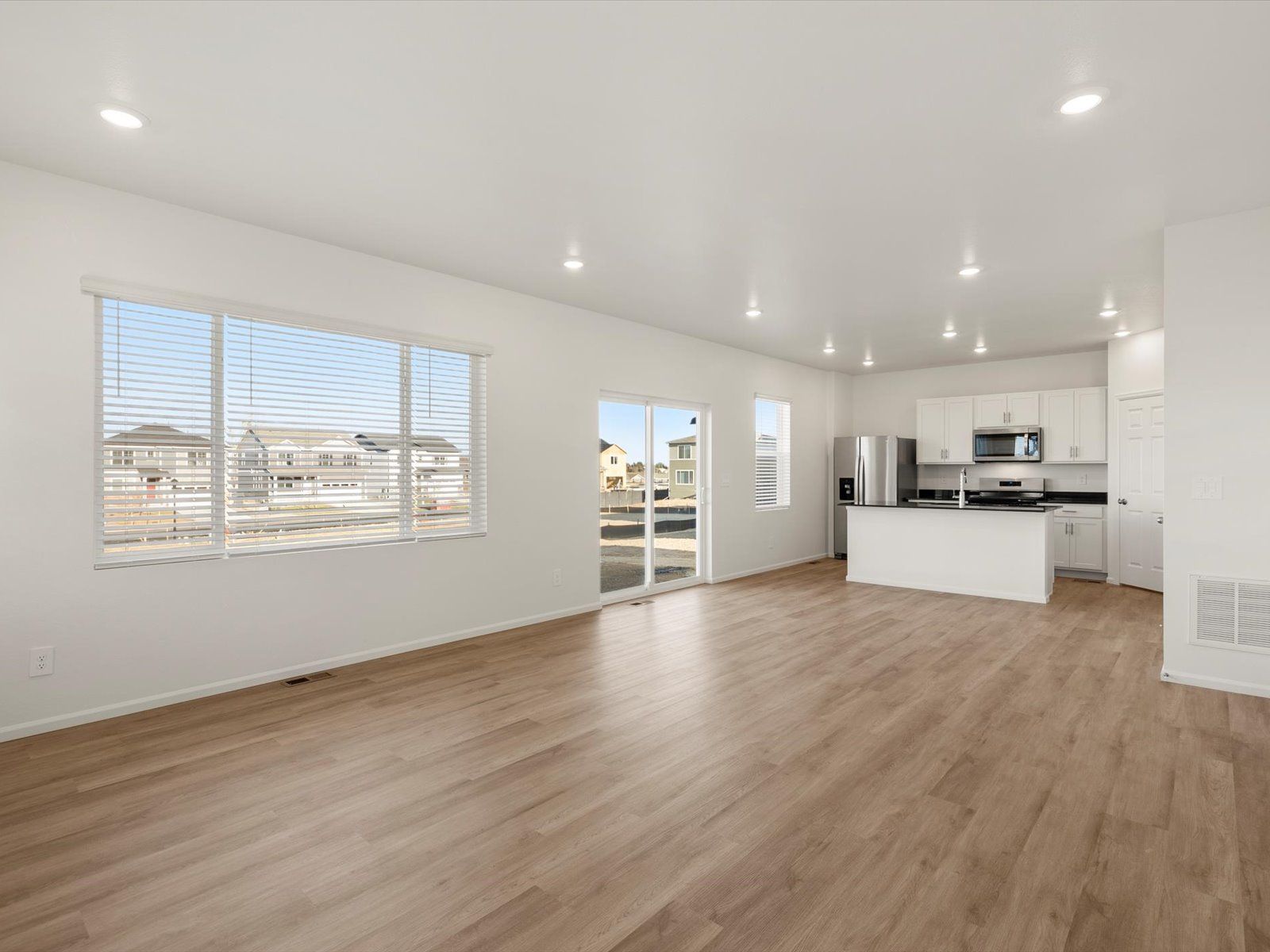 7309 27TH STREET RD (The Twin Peaks)