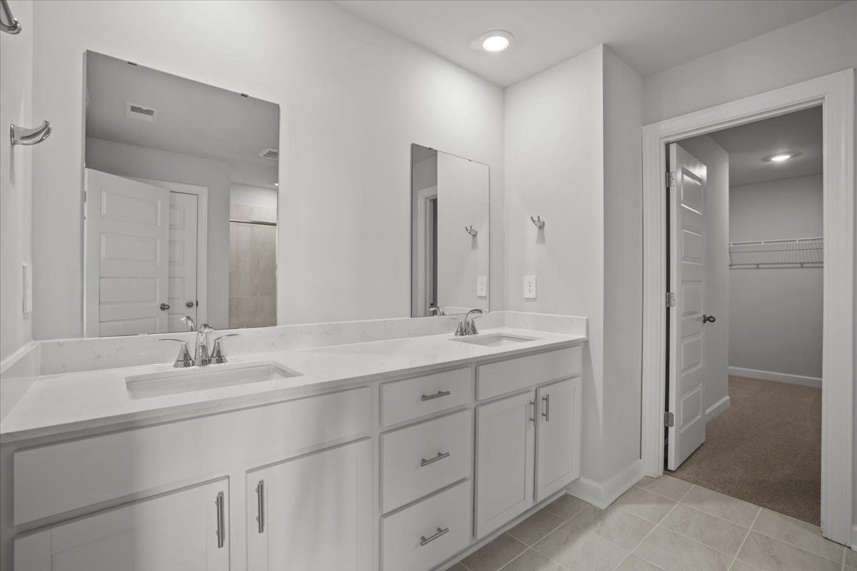 205 Tantalus Street (Johnson)