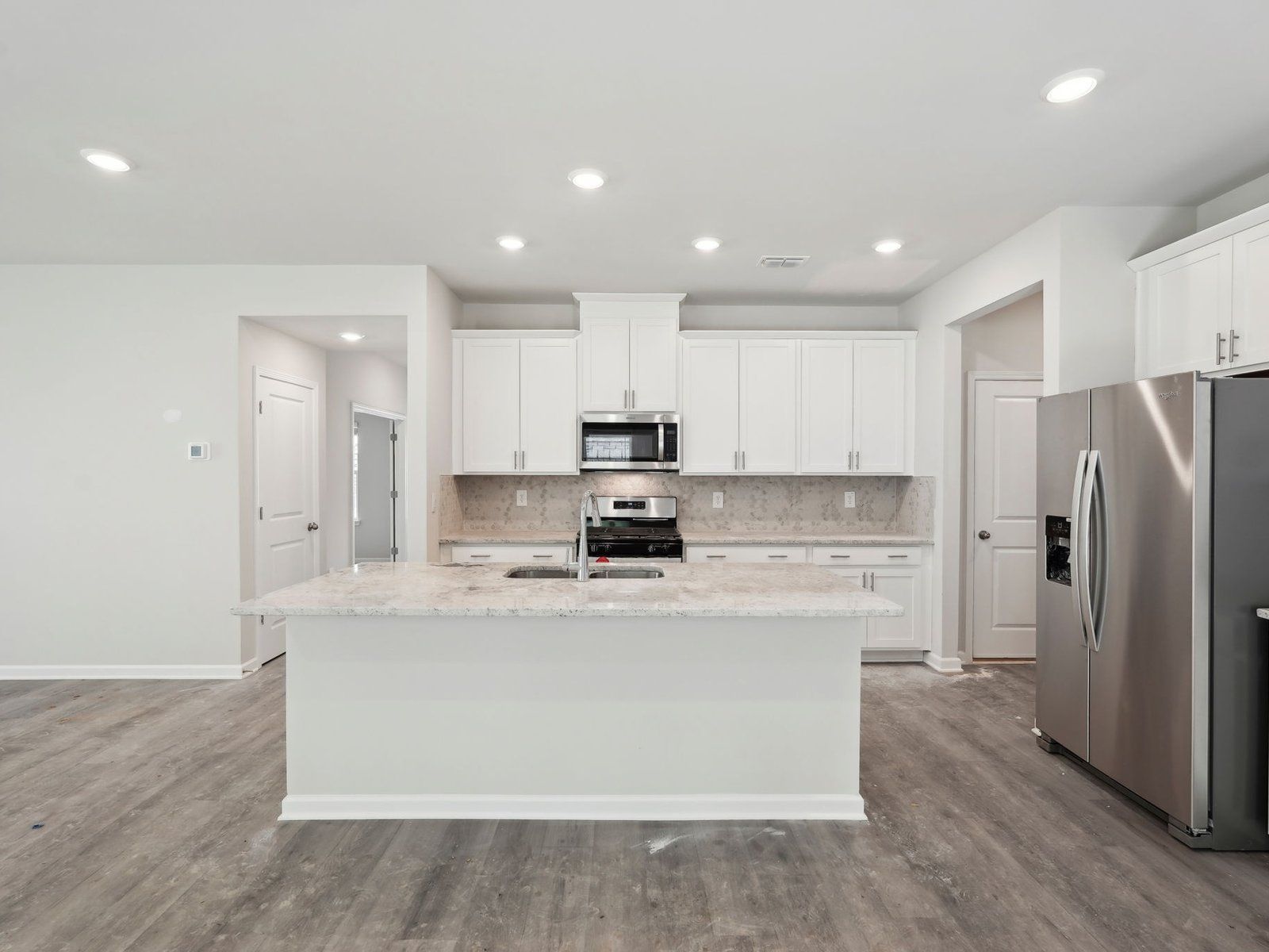 The Brentwood floorplan with the Elemental White Interior Package.