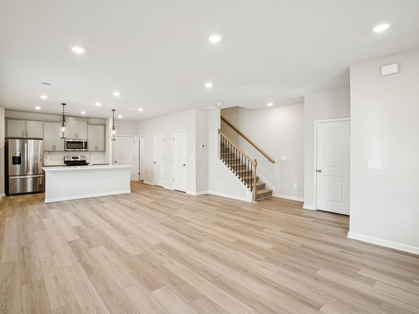 2236 Ashton Drive (Lancaster End Unit)