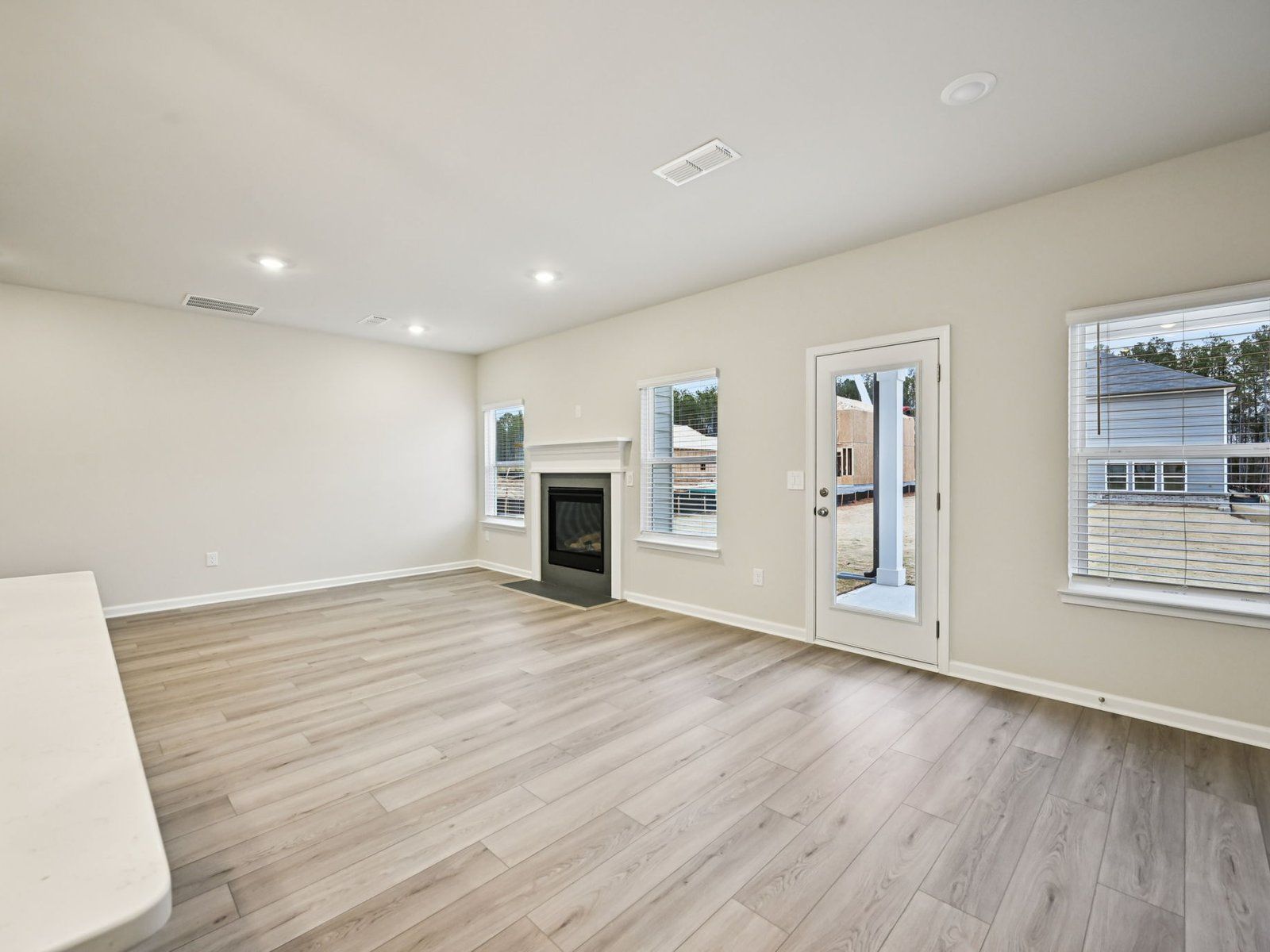 The Chatham floorplan with the Finesse White interior package.