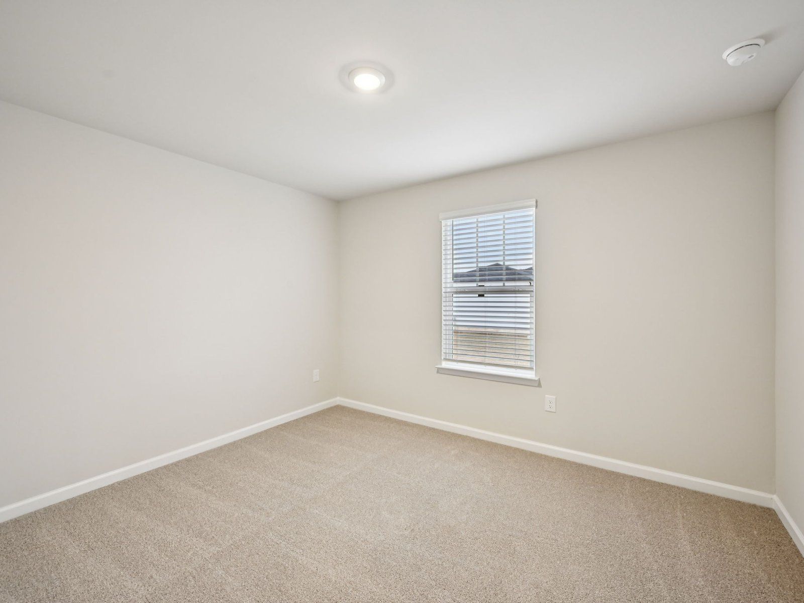 The Chatham floorplan with the Finesse White interior package.