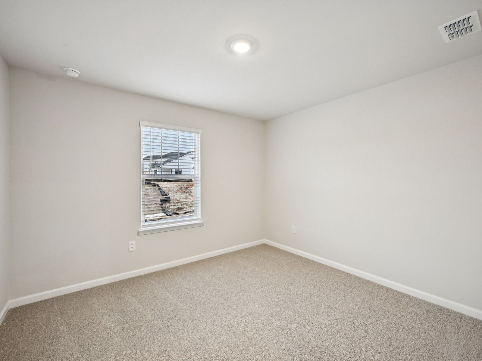 The Chatham floorplan with the Finesse White interior package.