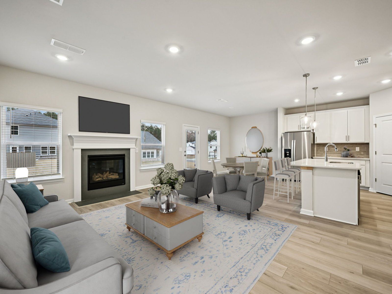The Chatham floorplan with the Finesse White interior package.