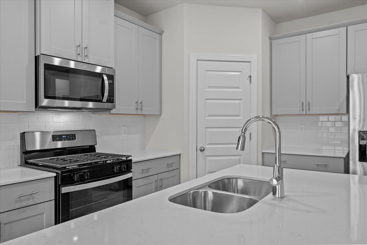 Welcome to the Chatham floorplan at Brayfield Manor - Signature Collection.