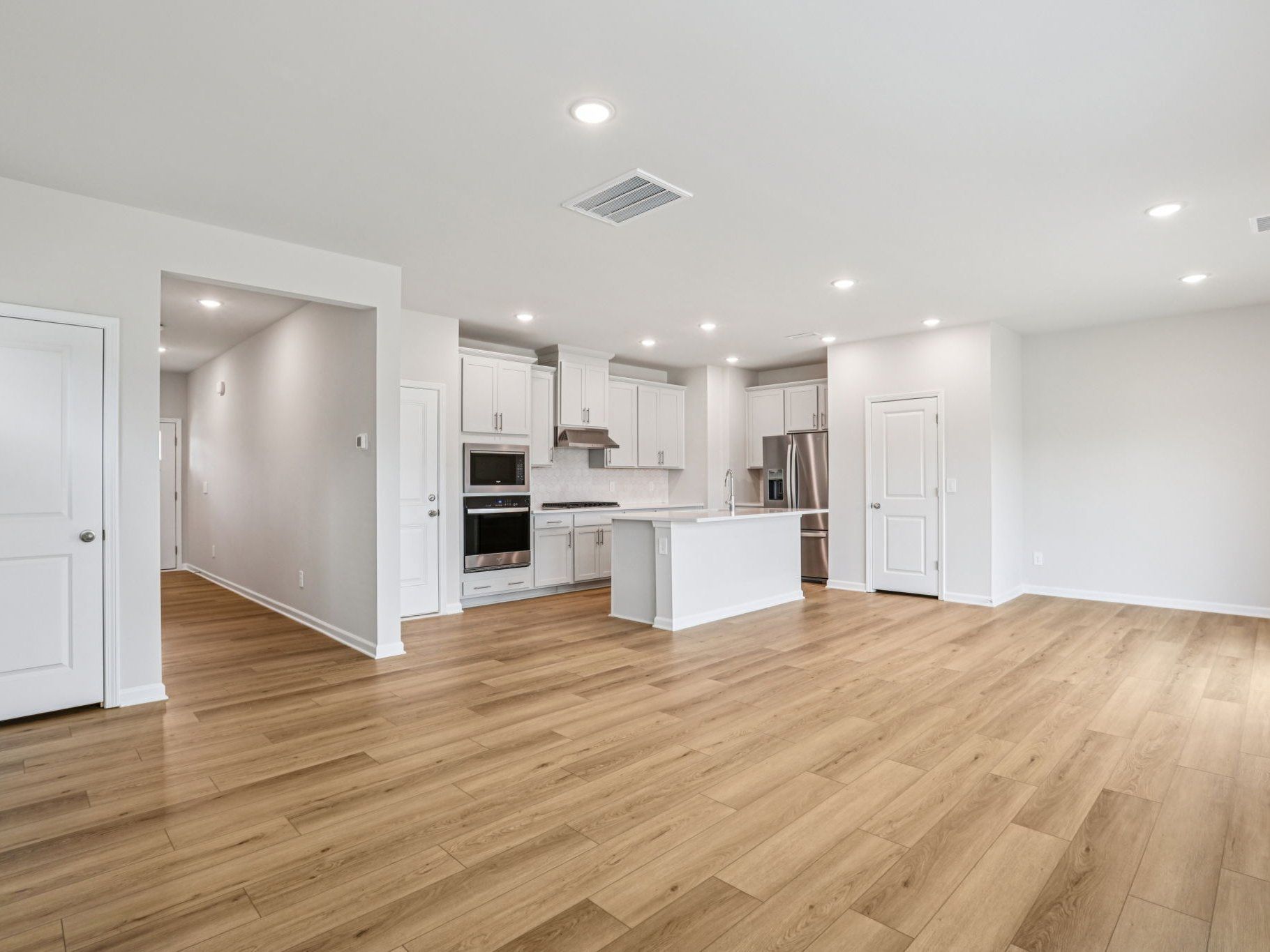 641 RED RIVER DRIVE (Lennon)