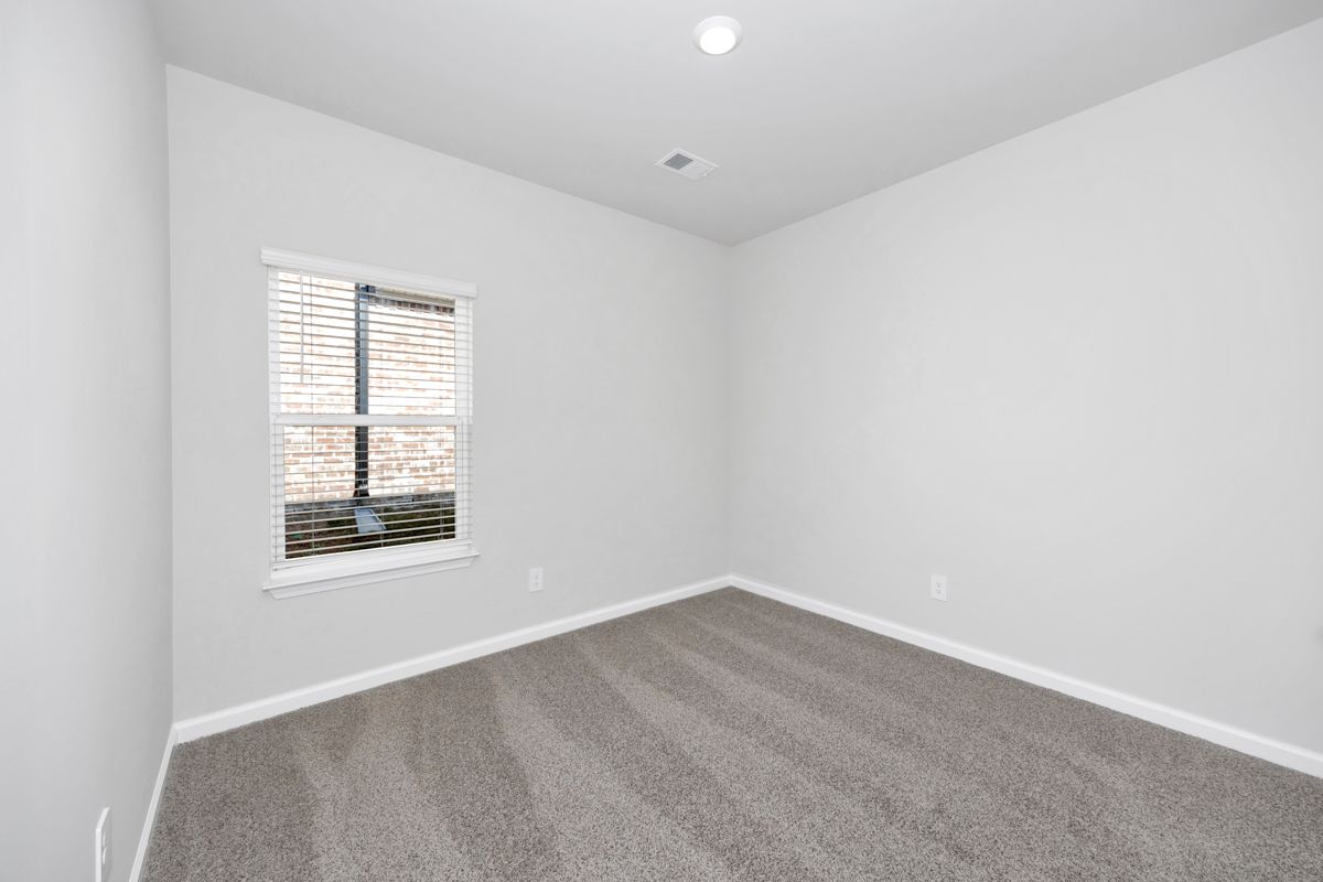 8220 Huspa Avenue (Autumn)