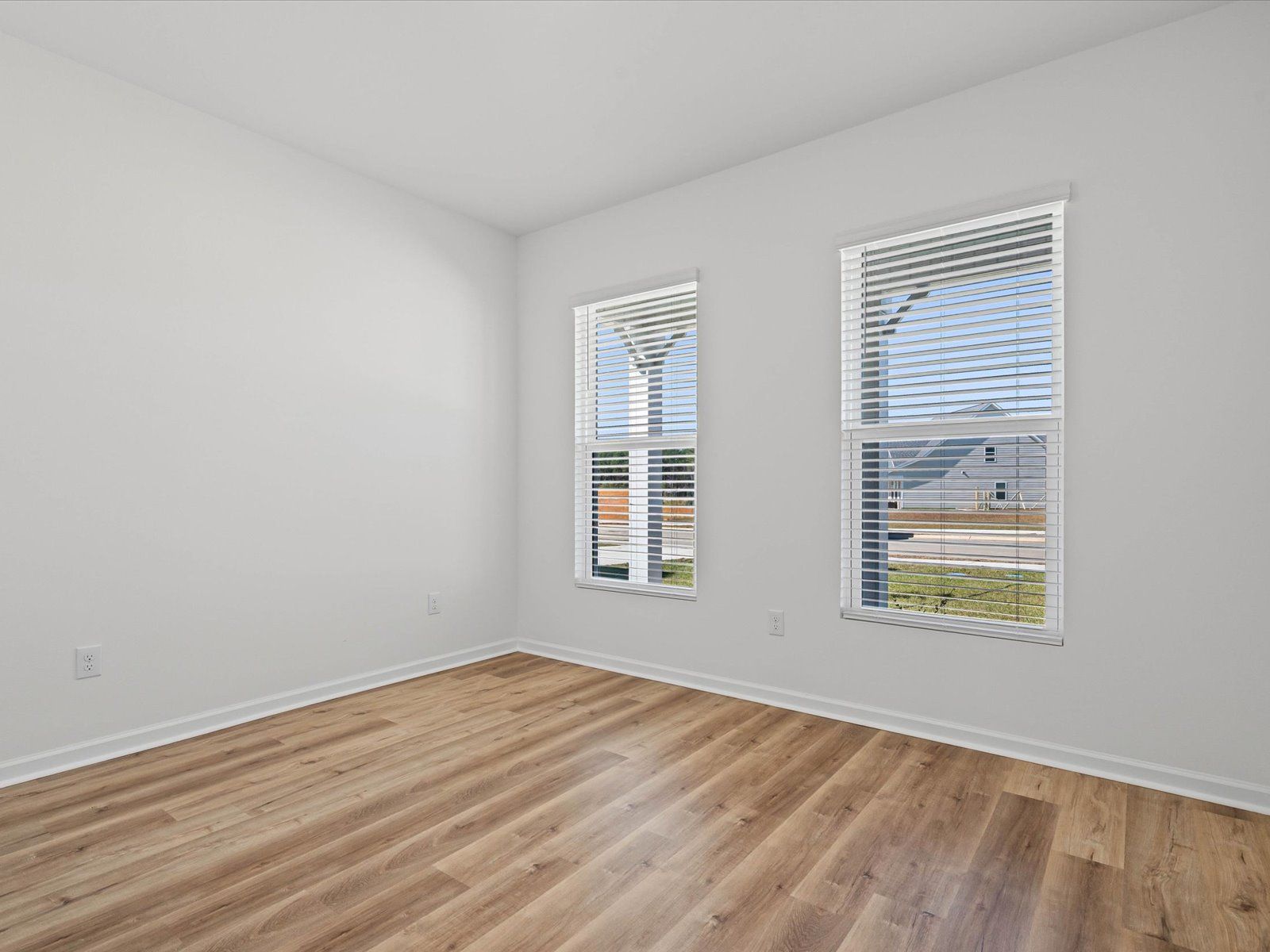 Secondary bedroom in the Sandpiper floorplan at a Meritage Homes community in Biloxi, MS.