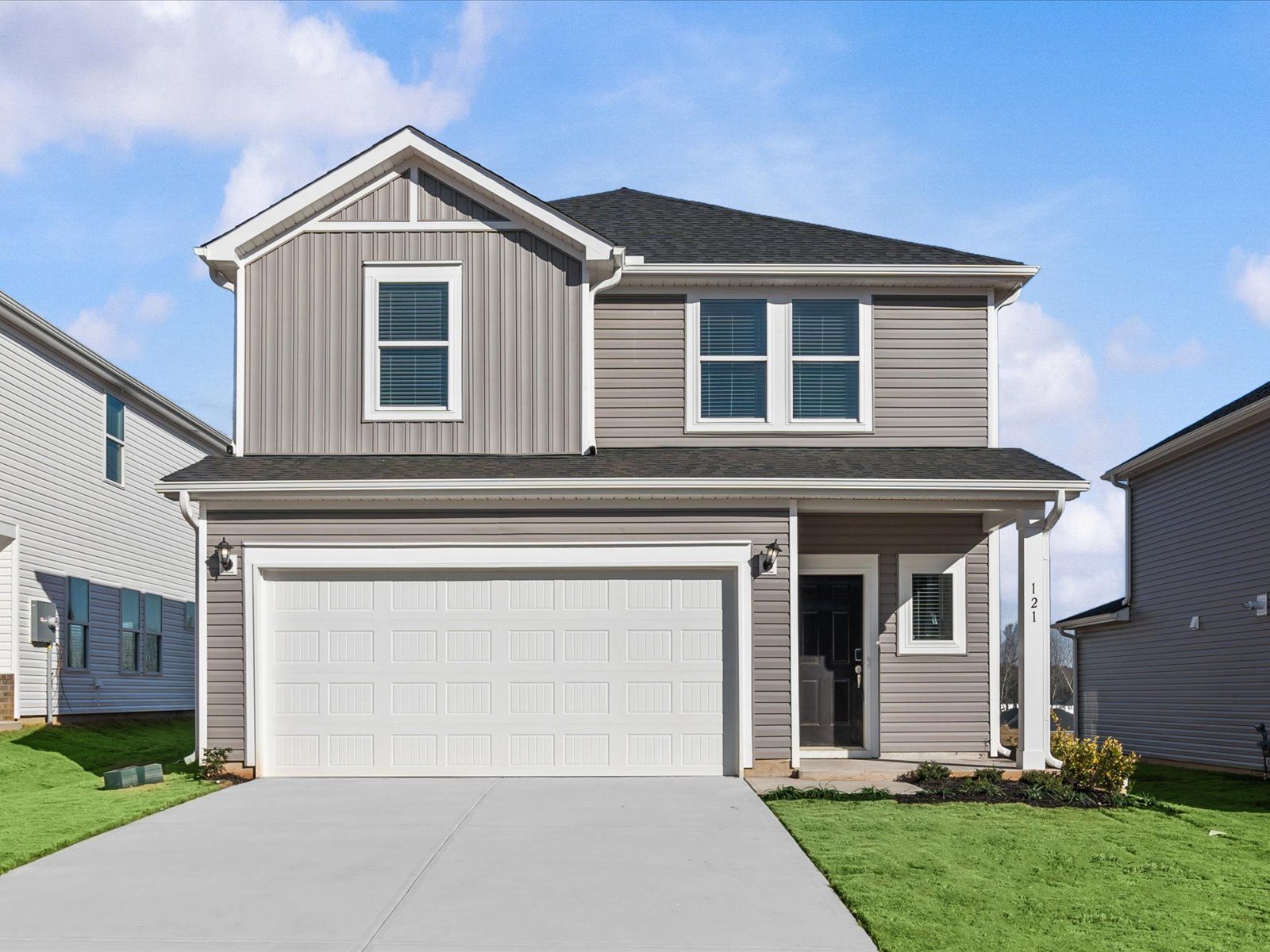708 Penfold Pointe. Wellford, SC 29385