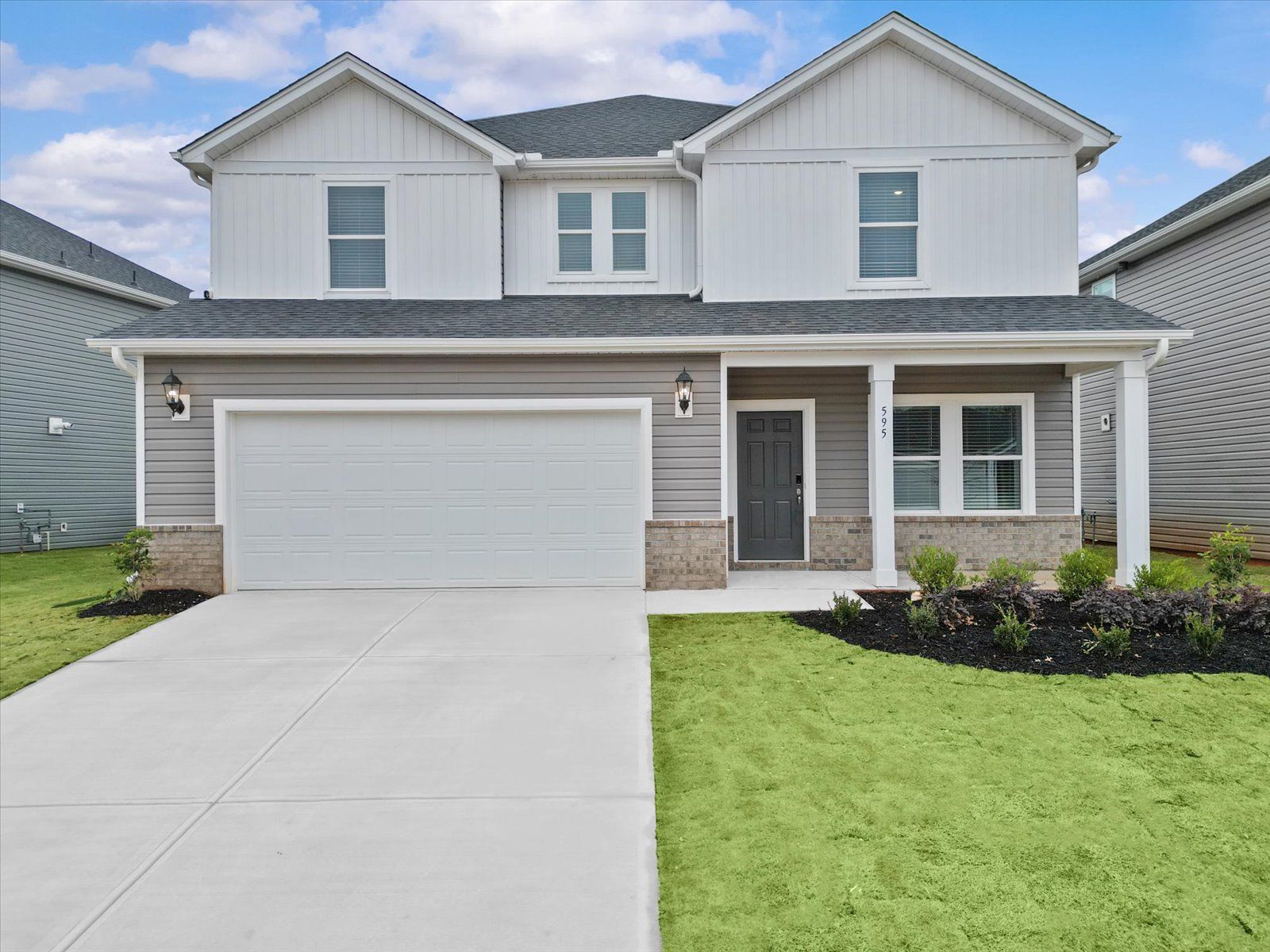 595 Ward Wilson Trail (Dakota)