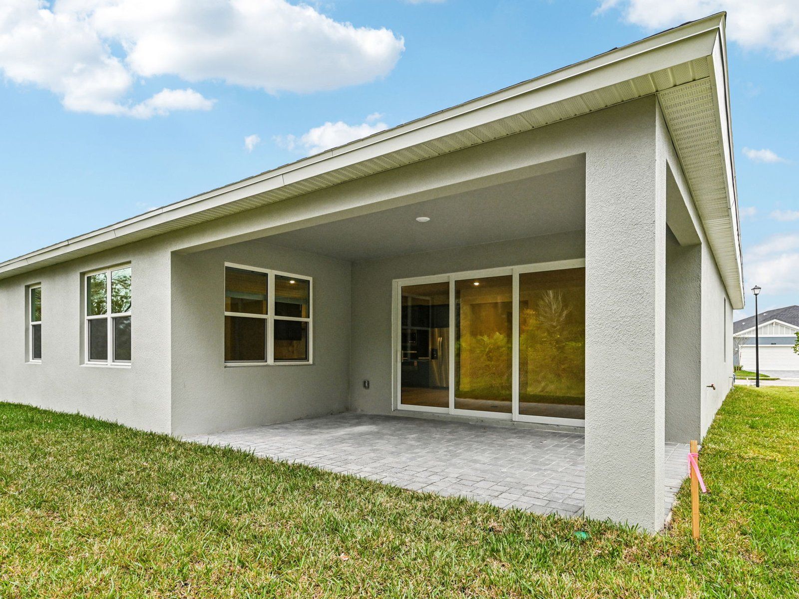 5629 Hampton Park Cir (Coral)