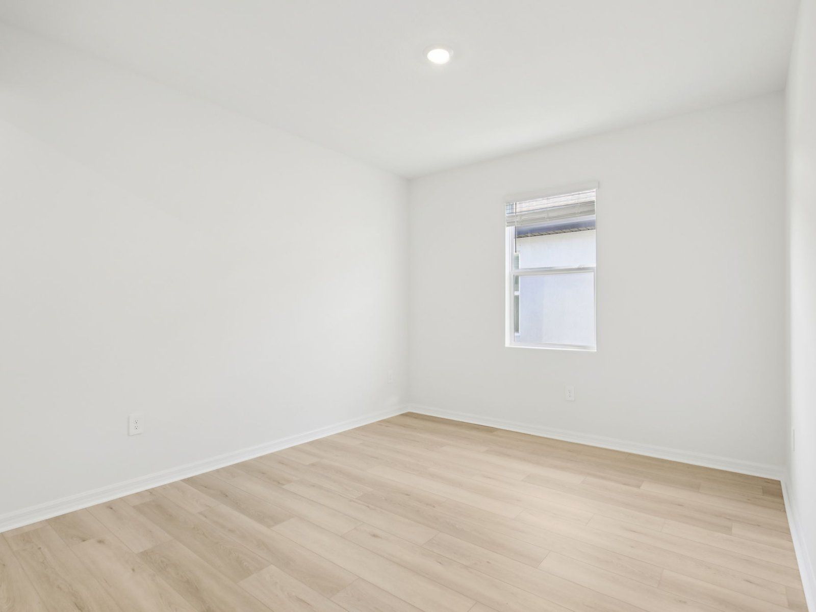 13318 Shellmore Ave (Modena)