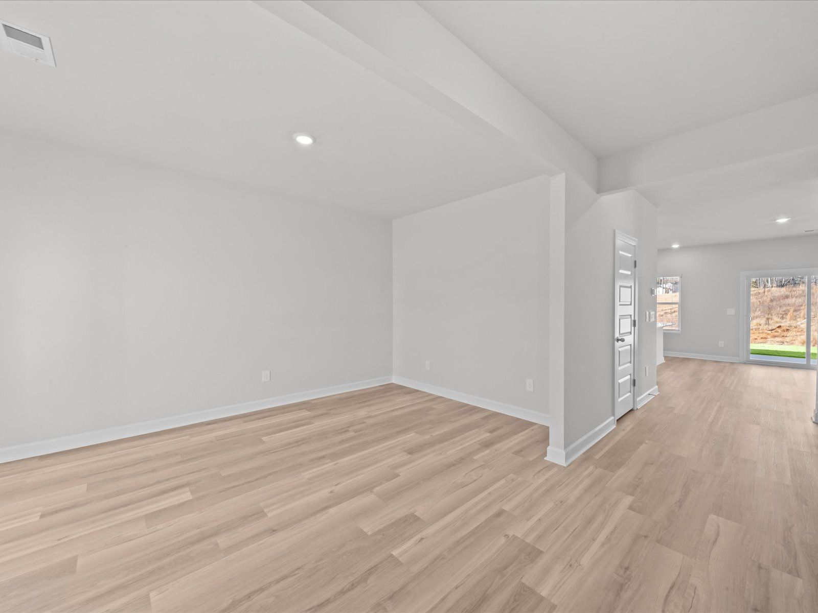 1560 Switchback Circle (Dakota)