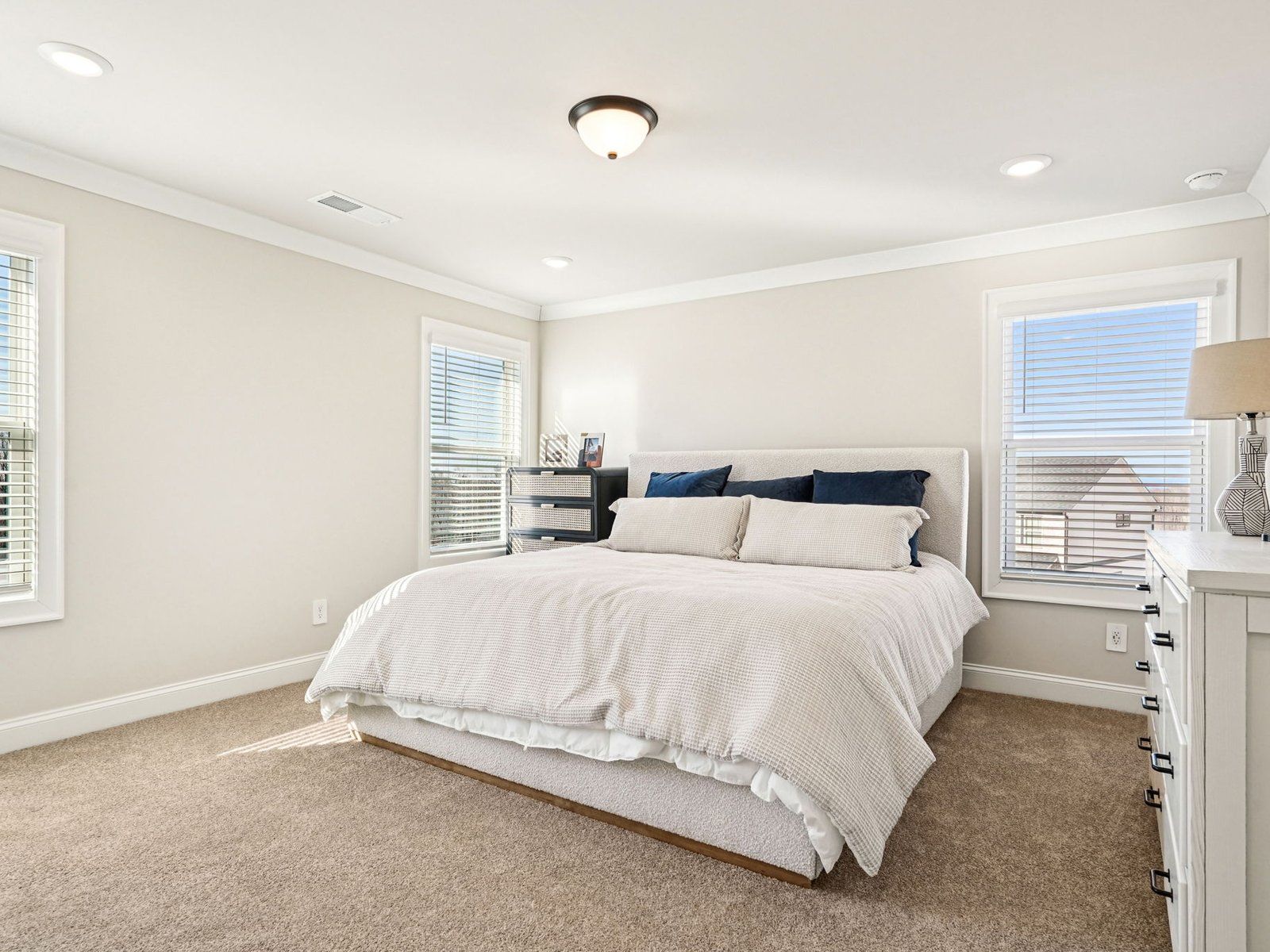 5010 Paravicini Place (Dallas Basement)