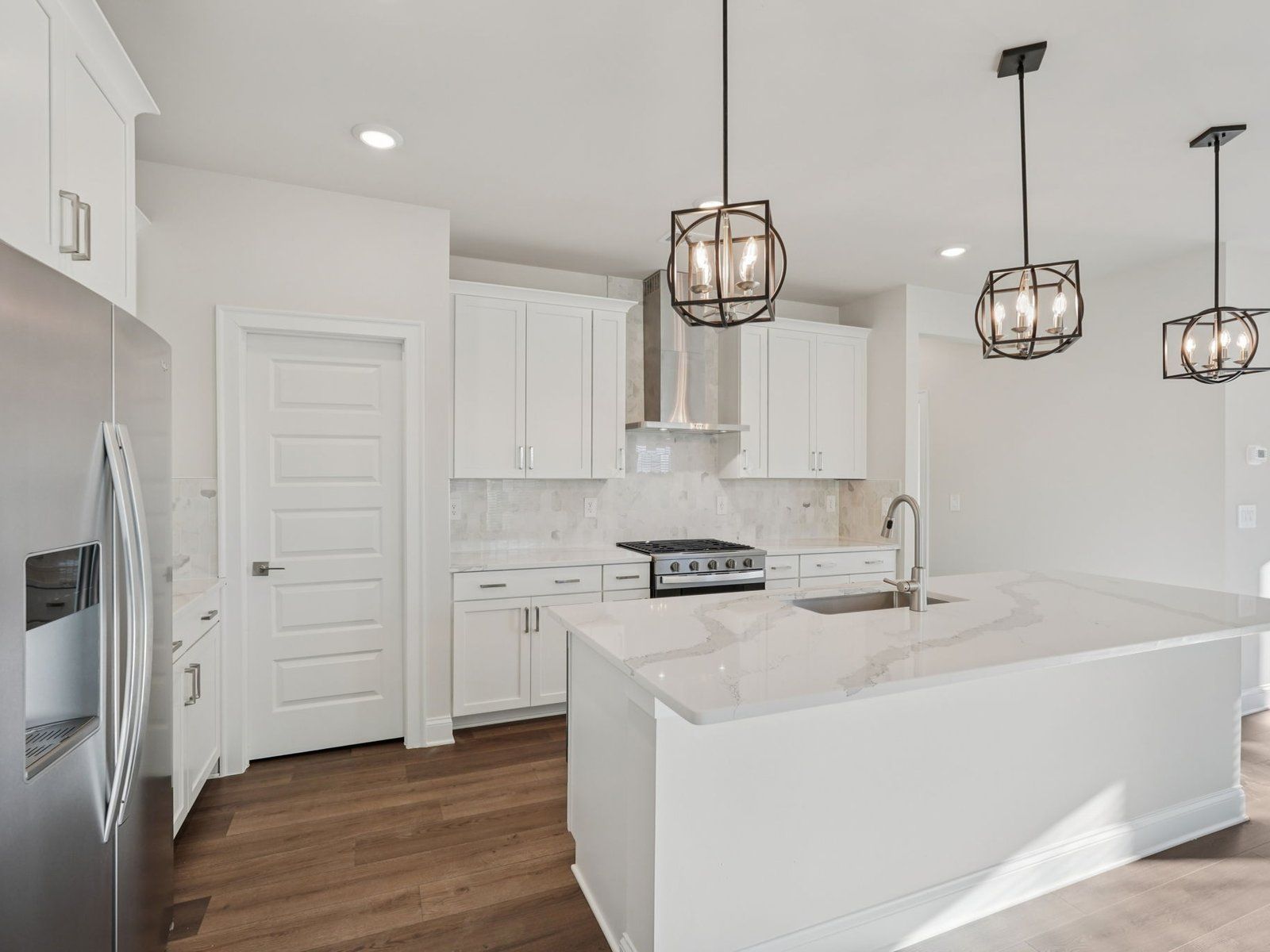 5060 Paravicini Place (Paisley Basement)