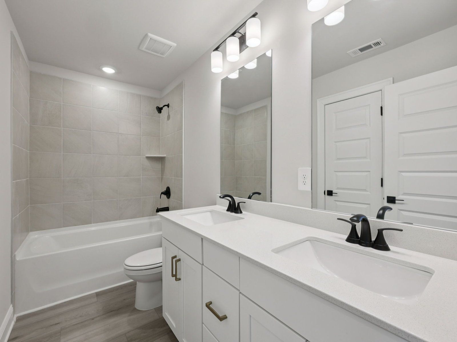 Secondary Bathroom