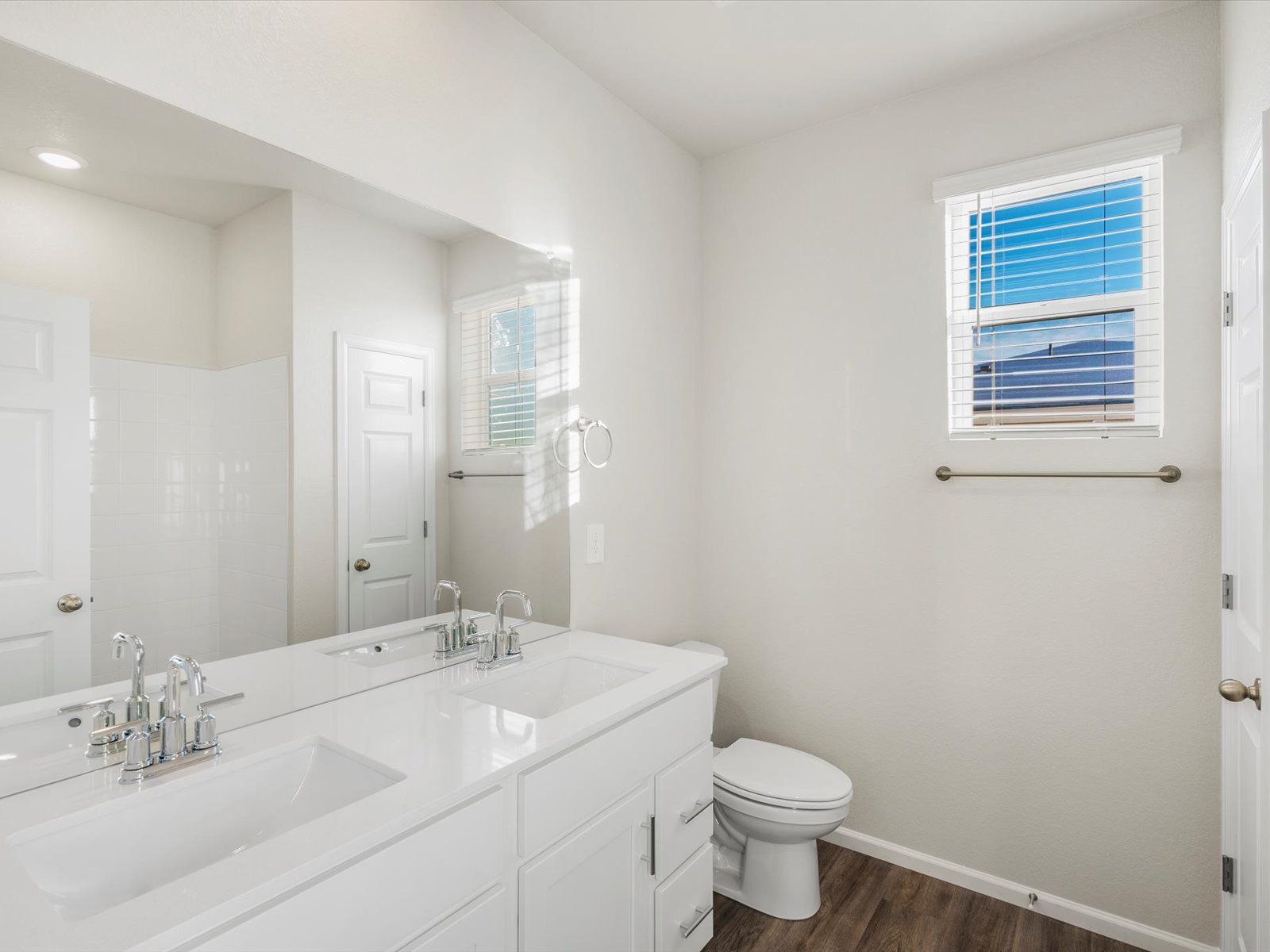 10226 HARTWOOD DR (The Kenosha)