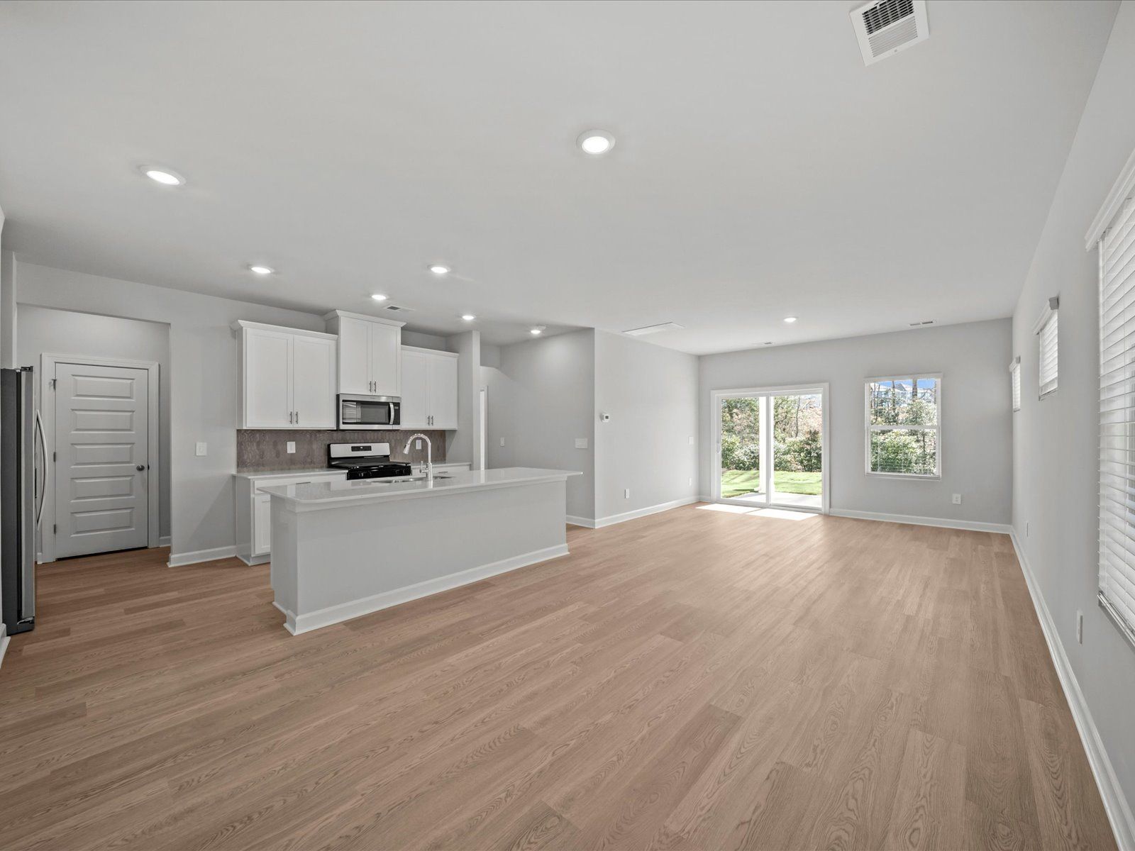 535 Crowder Place (Roswell)