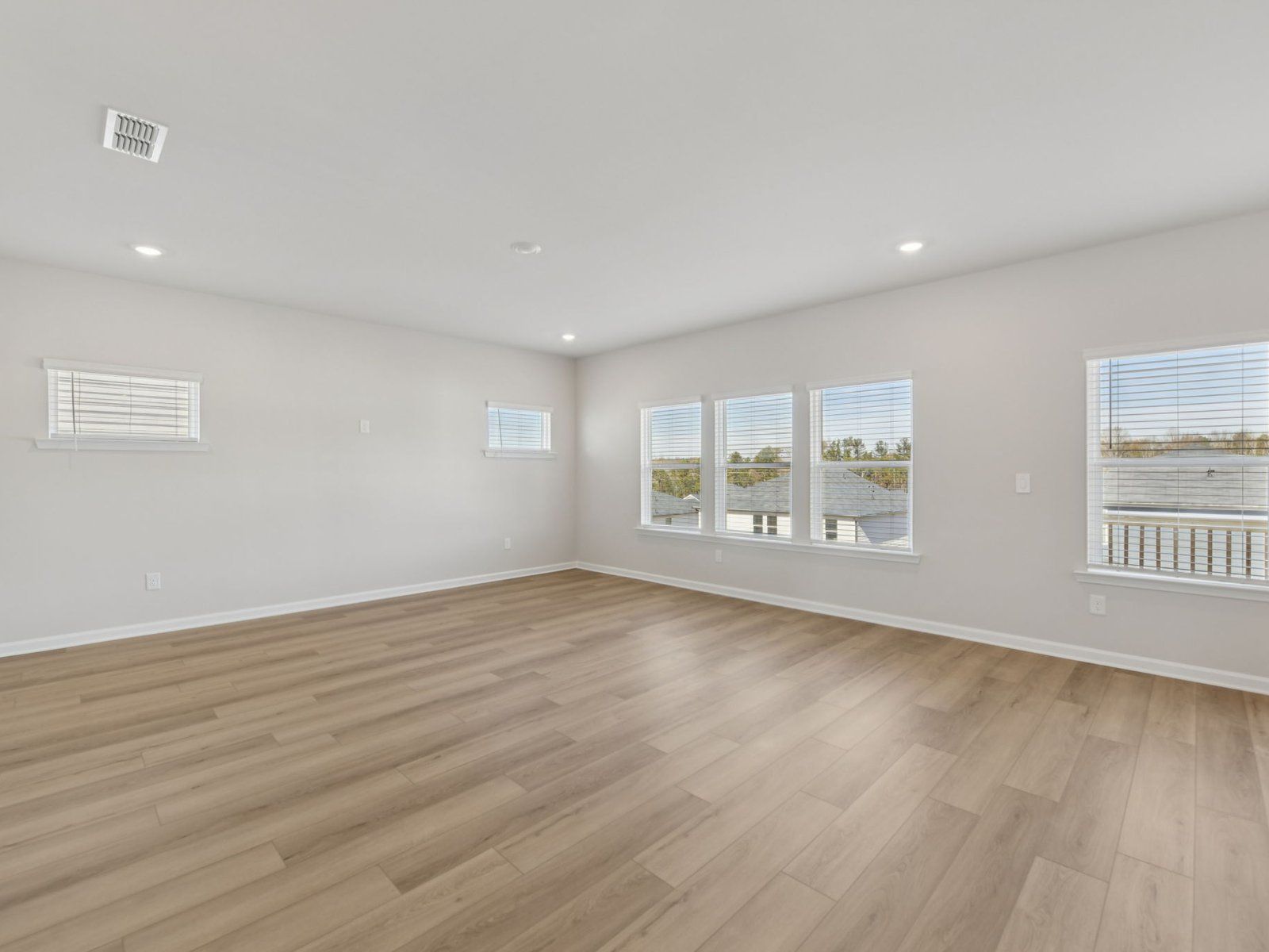 The Taylorsville Basement floorplan with the Timeless Contrast Linen interior package.