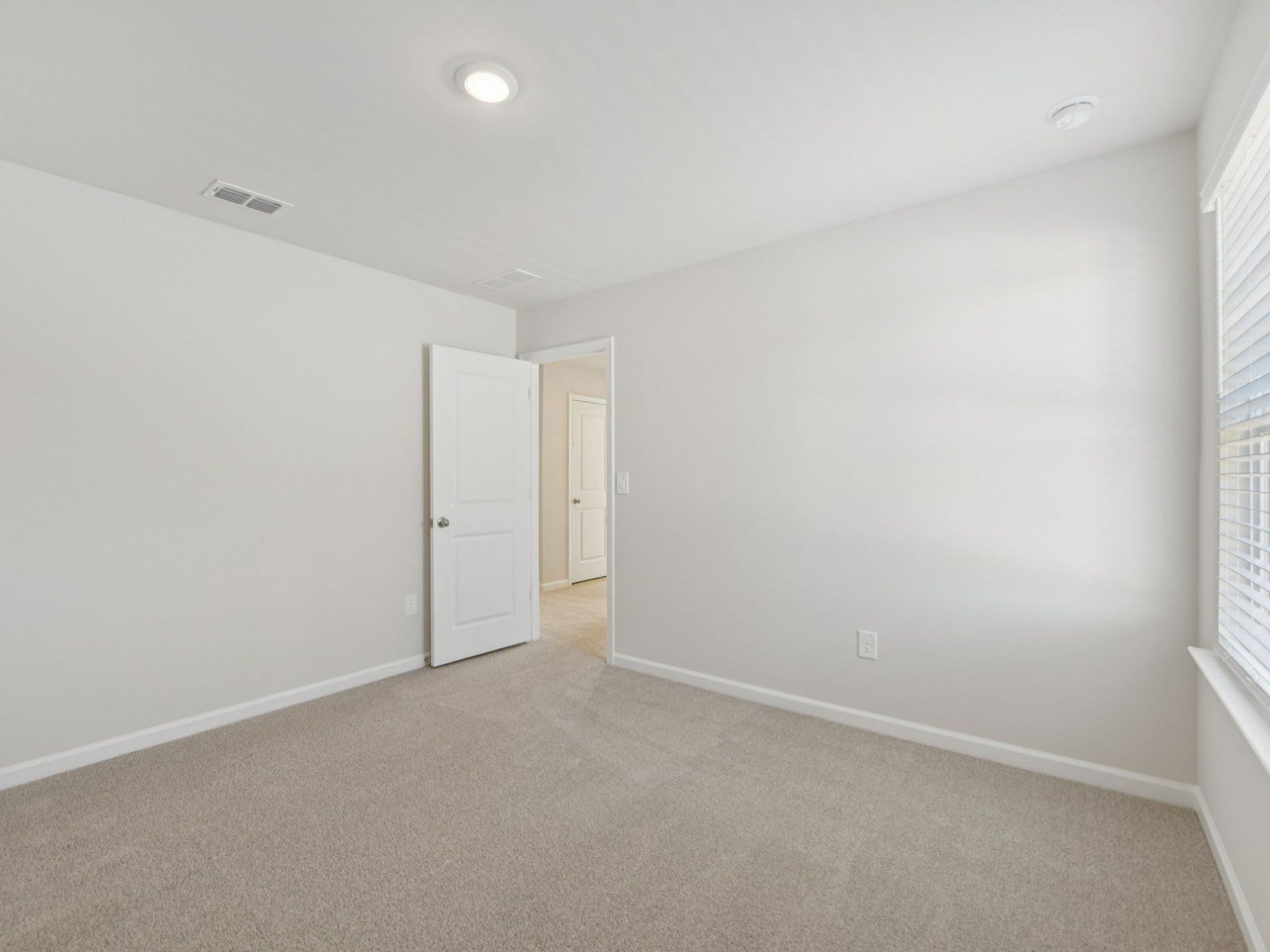 The Taylorsville Basement floorplan with the Timeless Contrast Linen interior package.