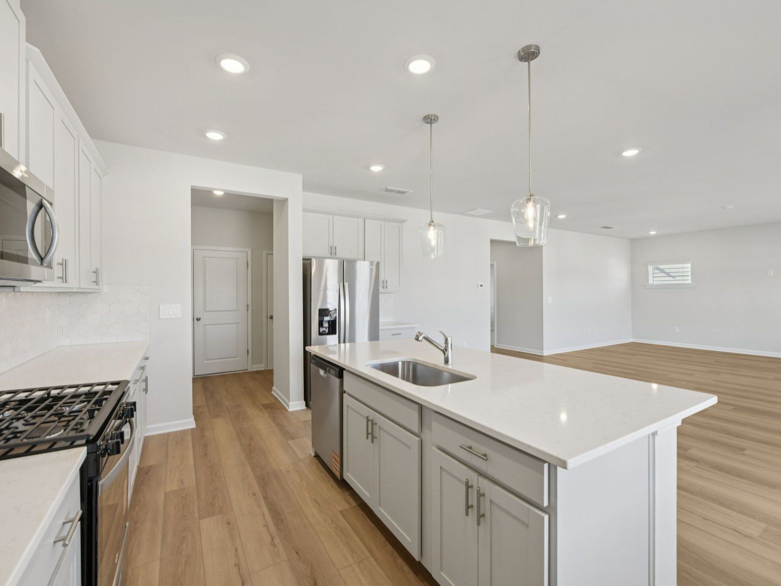 The Taylorsville Basement floorplan with the Timeless Contrast Linen interior package.