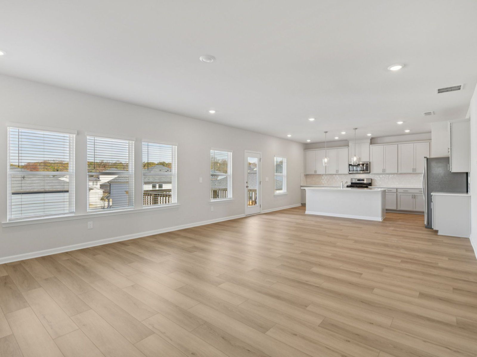 The Taylorsville Basement floorplan with the Timeless Contrast Linen interior package.