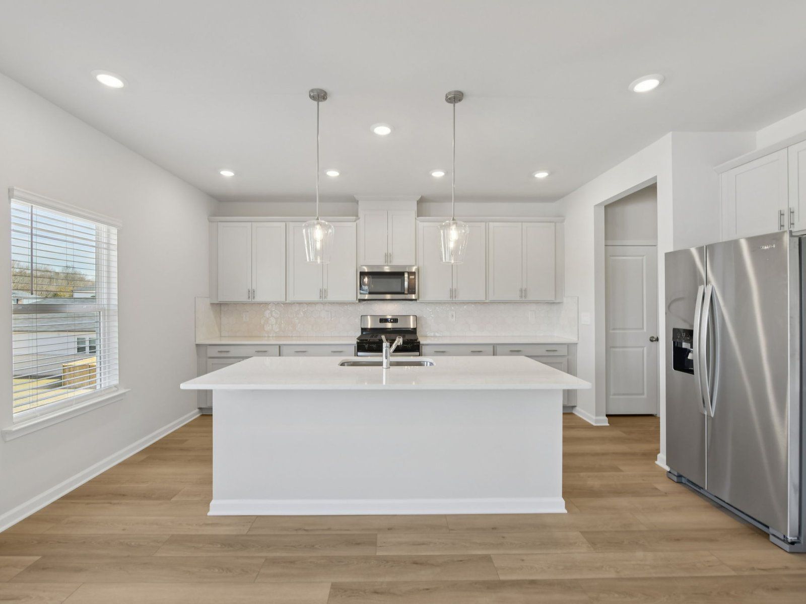 The Taylorsville Basement floorplan with the Timeless Contrast Linen interior package.