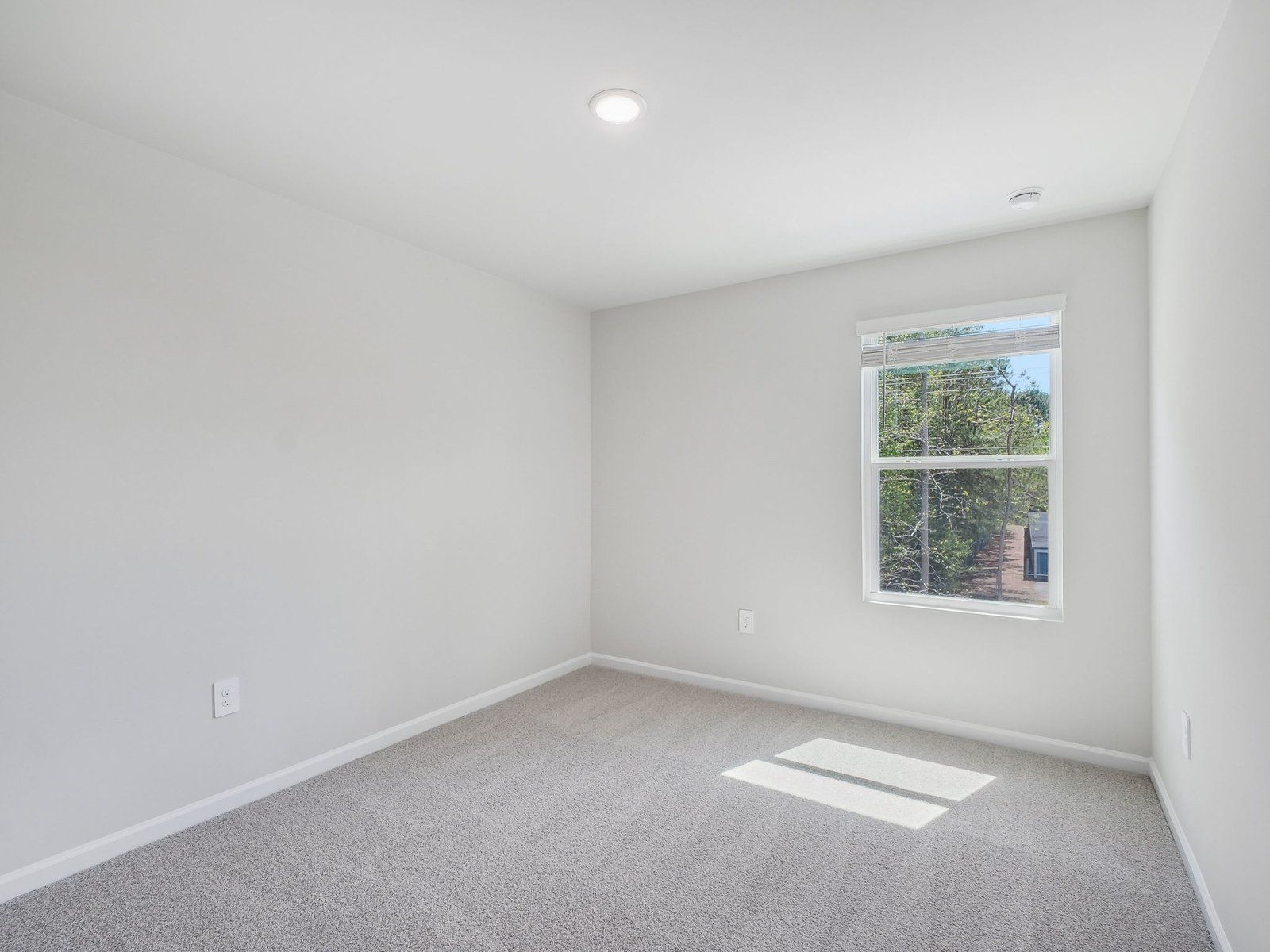 RAL_CadenceMeadowsTownes_Thorton_Bed3_3715RosebushDr.jpg