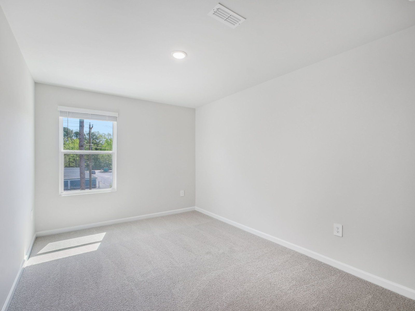 RAL_CadenceMeadowsTownes_Thorton_Bed2_3715RosebushDr.jpg