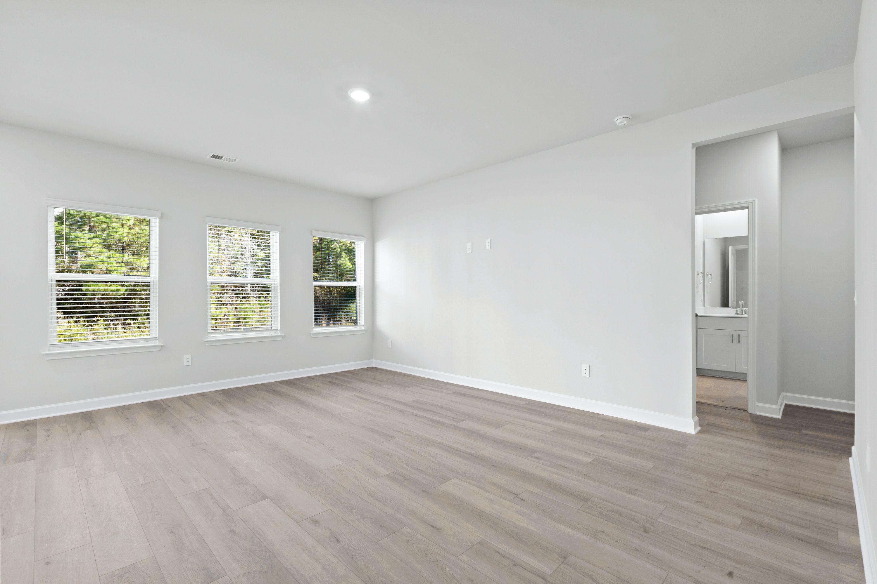 8200 Energize Drive (Chatham)