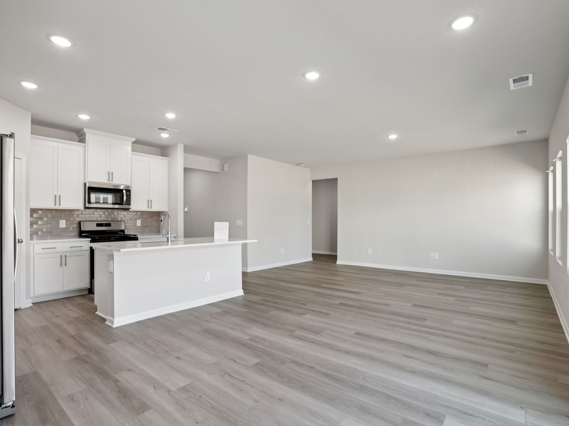 36 Hoff Ct (Chatham)