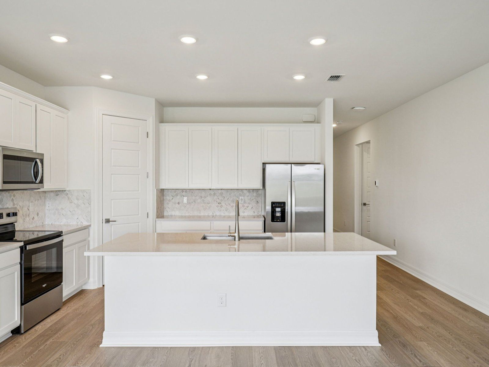 44332 Frontier Drive (Dove)