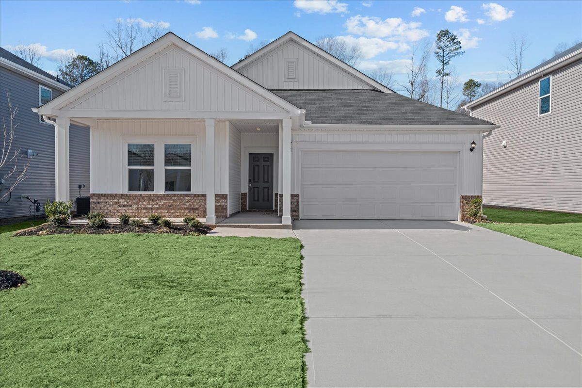 508 Cozy Bluff Road. Spartanburg, SC 29301