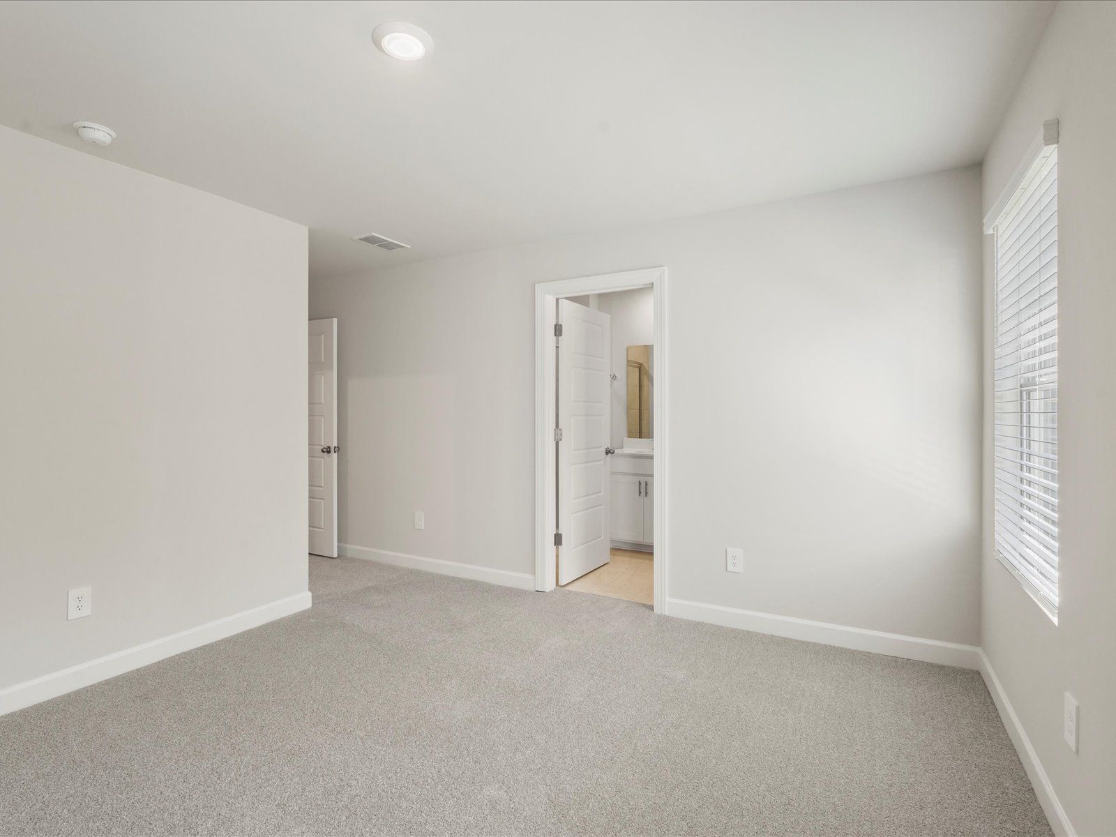 845 ERNEST LANE (Taylor)