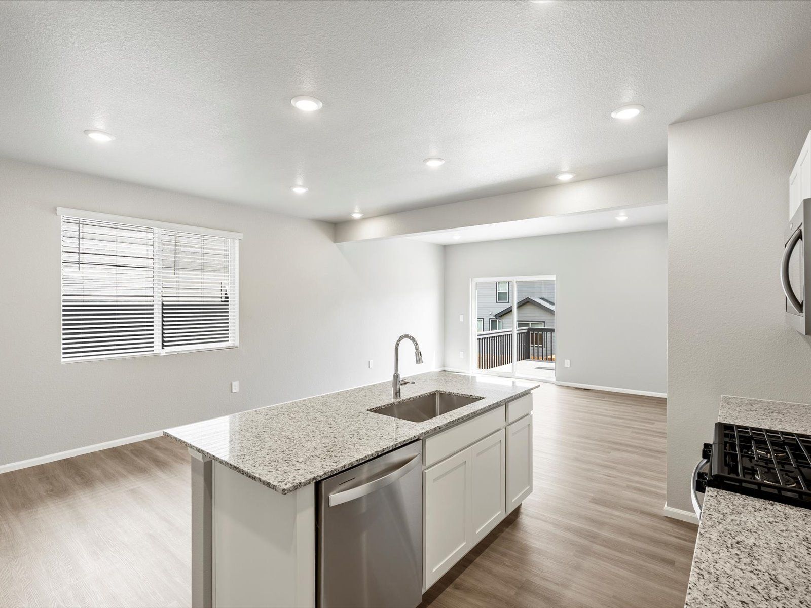 524 97th Ave (The Maroon Bell) Image