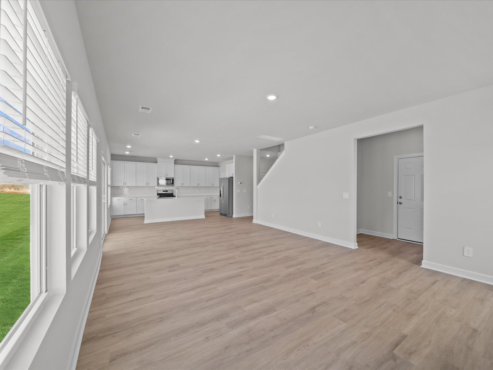 1584 Erindale Drive (Dakota)