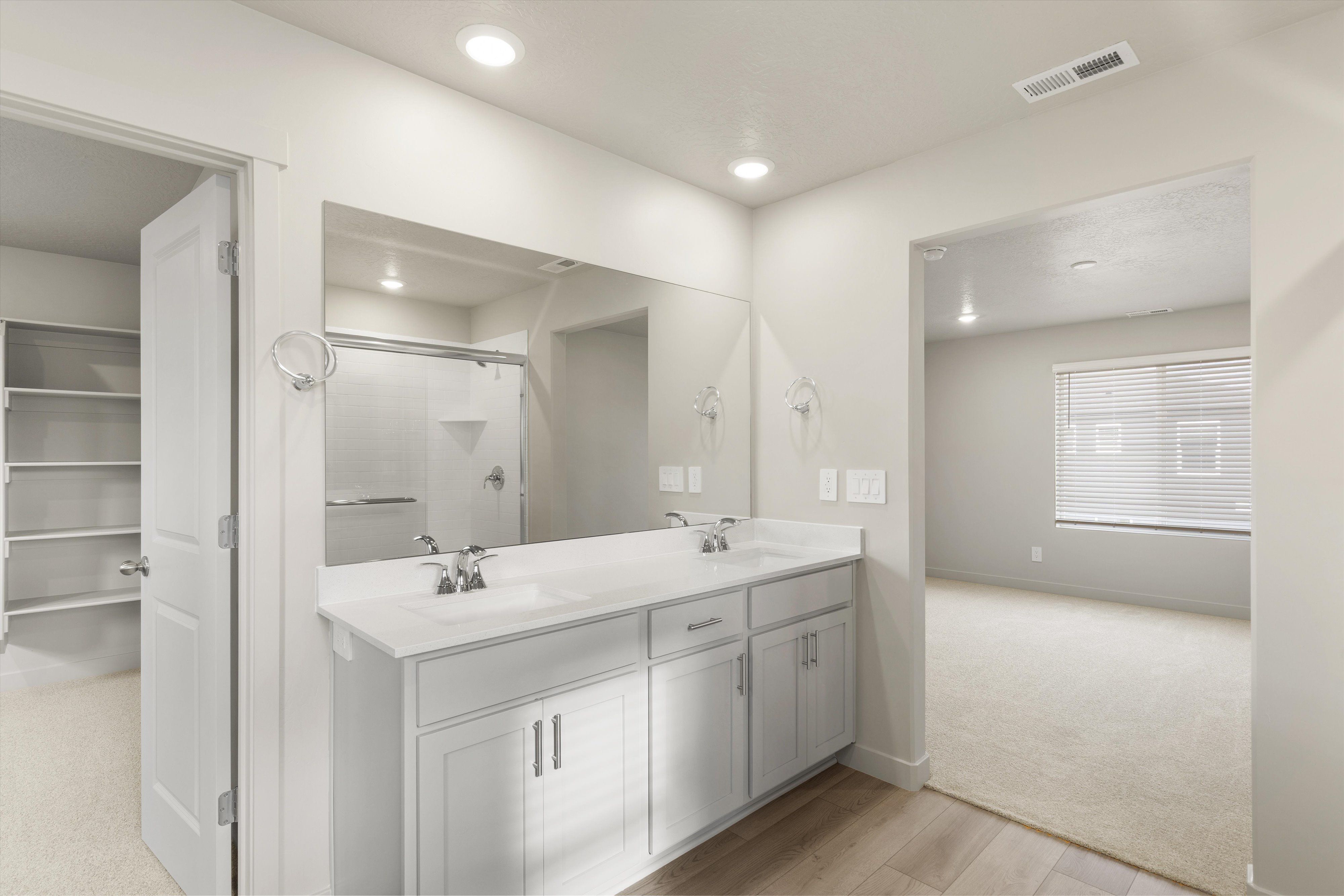 842 N 160 East (Cottonwood) Image