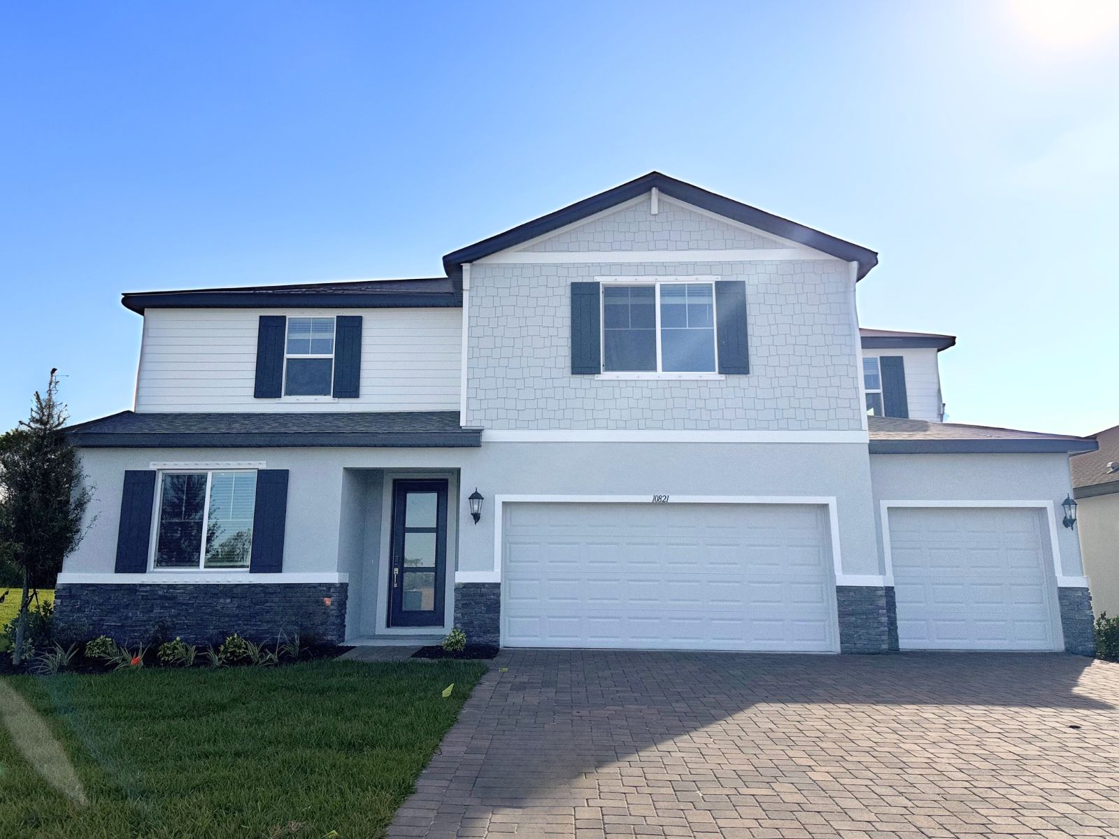 10821 HEIRLOOM FARMS RUN (Zander)