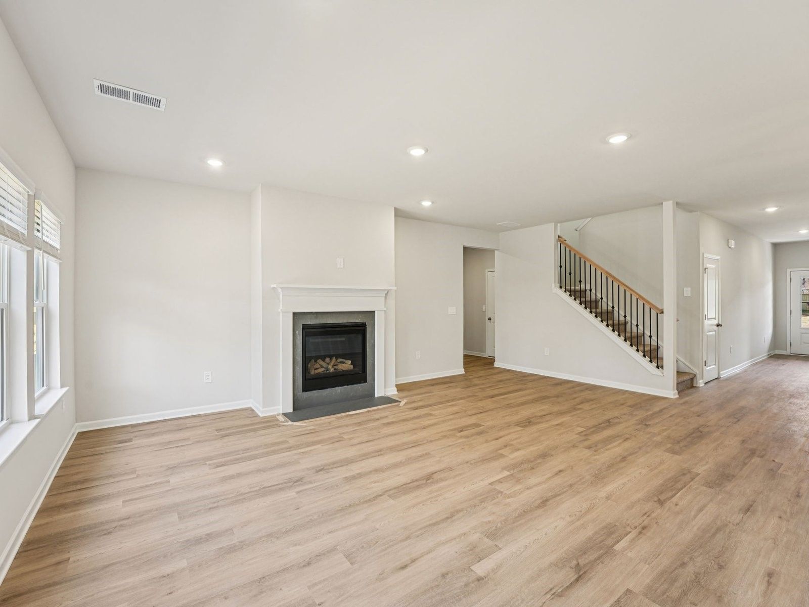 The Johnson floorplan with the Clarity Linen interior package.