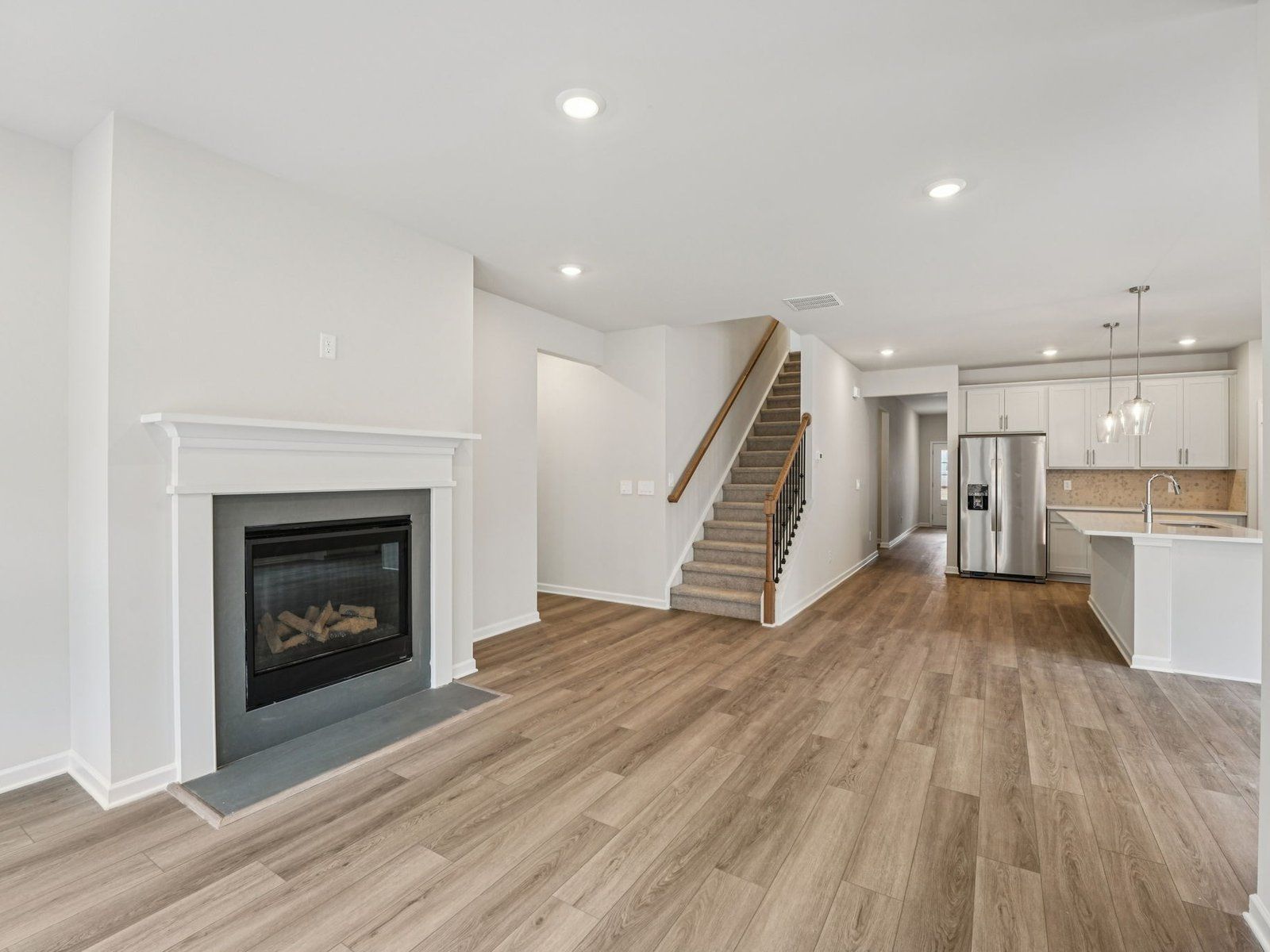 3924 Ladiga Street (Northbrook)