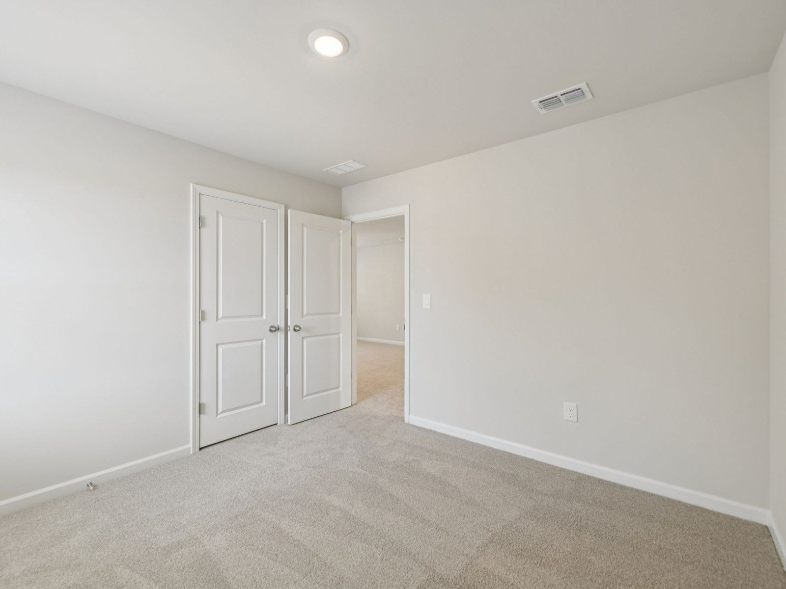 The Dakota Basement floorplan with the Radiant Frost interior package.