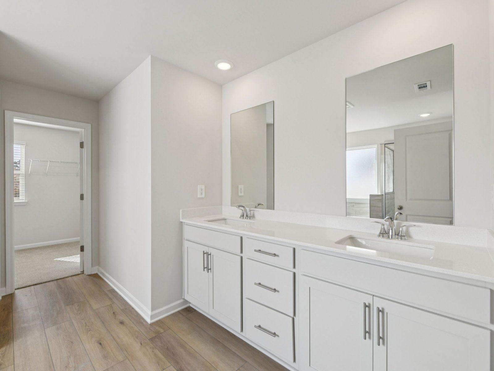 The Dakota Basement floorplan with the Radiant Frost interior package.