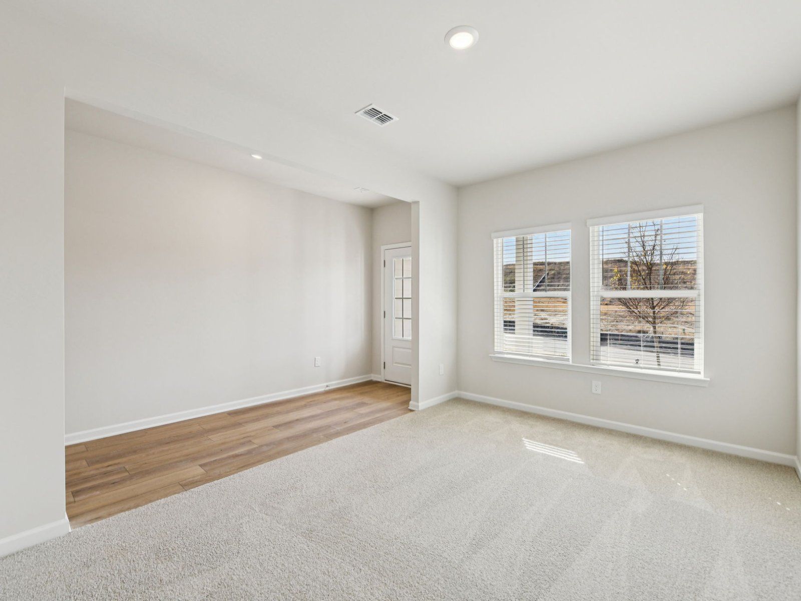The Dakota Basement floorplan with the Radiant Frost interior package.