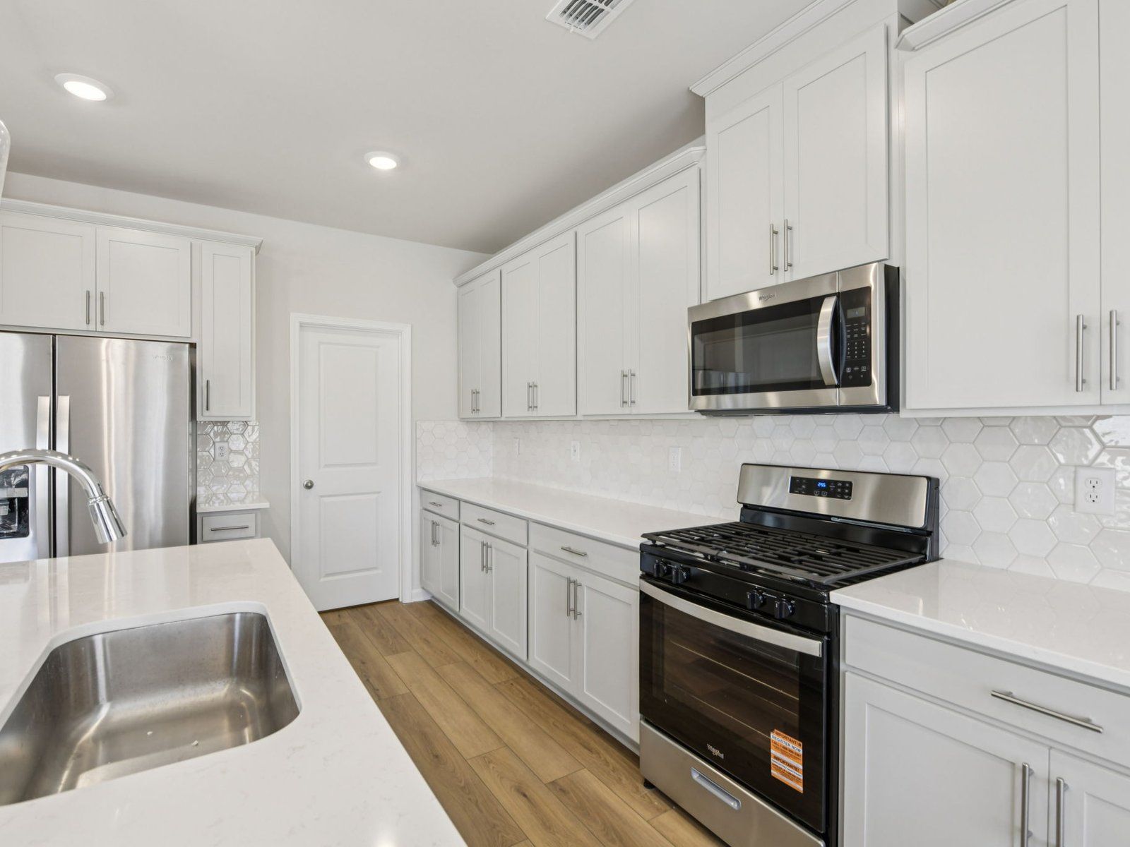 The Dakota Basement floorplan with the Radiant Frost interior package.