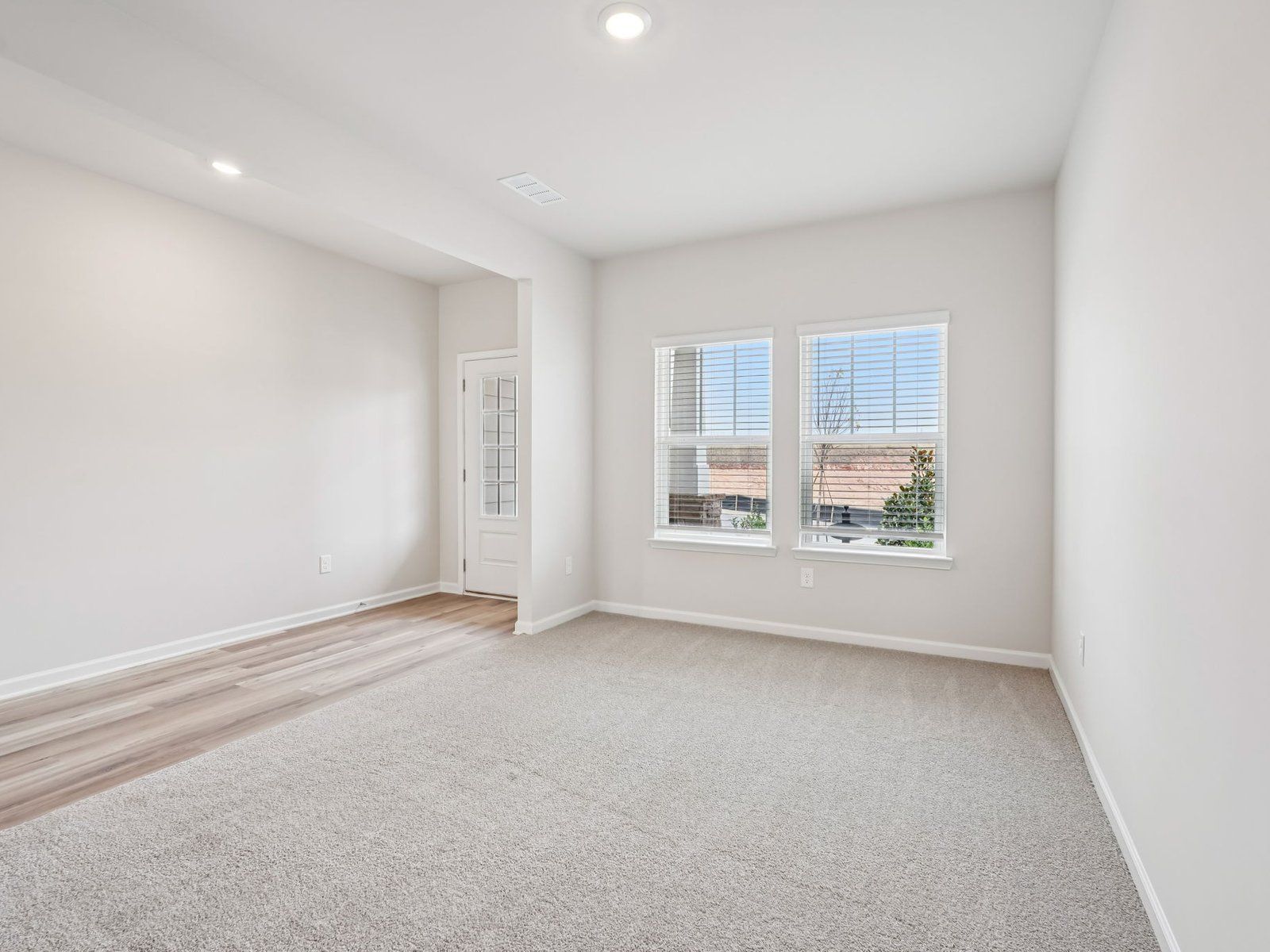 The Dakota floorplan with the Cozy White interior package.