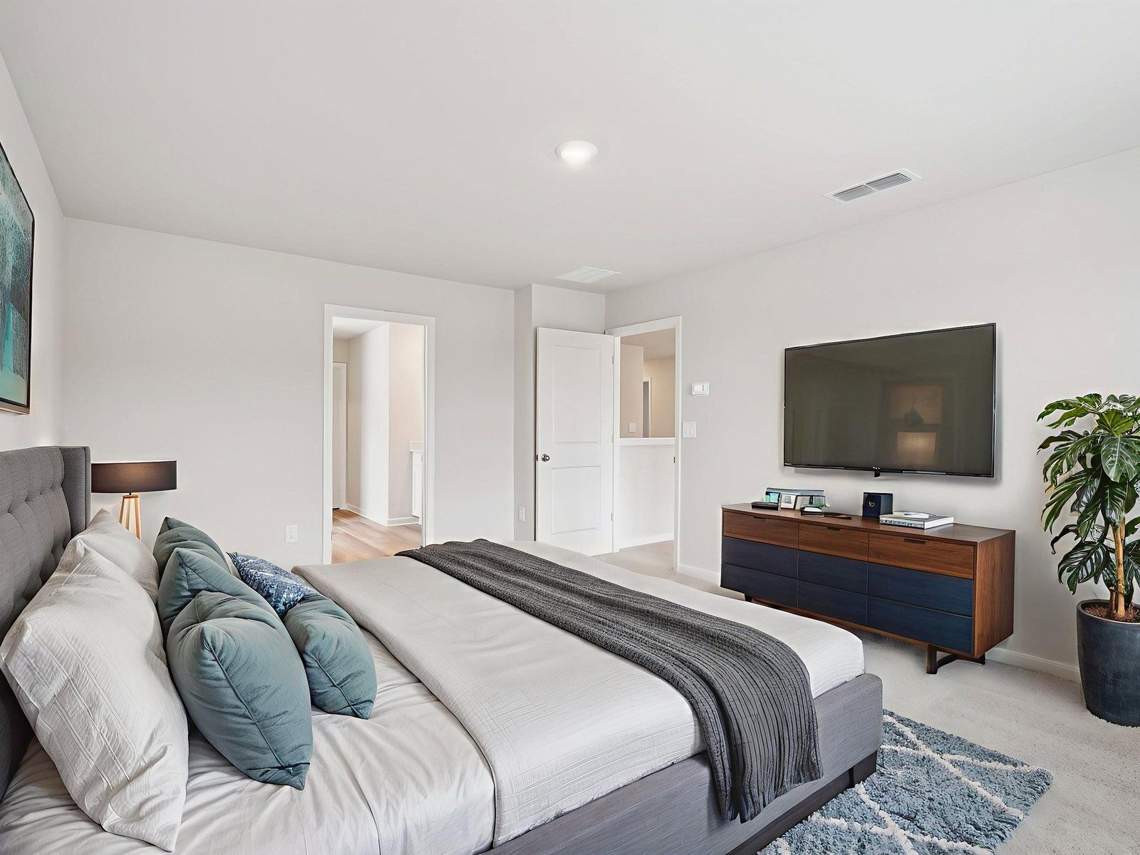 The Dakota floorplan with the Cozy White interior package.